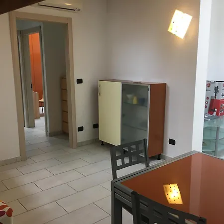 Corso Mombello - Elena 2 * Σαν Ρέμο