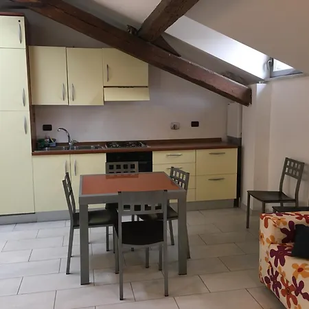 Apartman Corso Mombello - Elena 2 *